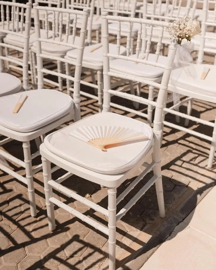 Chiavari Chairs - weiß Aufzeit
